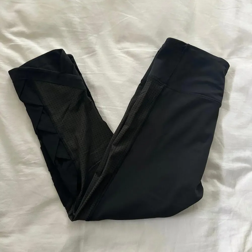 lululemon Athletica cropped leggings